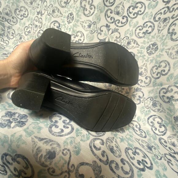 Clarks Womens Ankle Boot 39724 Black Leather Size 8.5M‎ - Picture 7 of 11